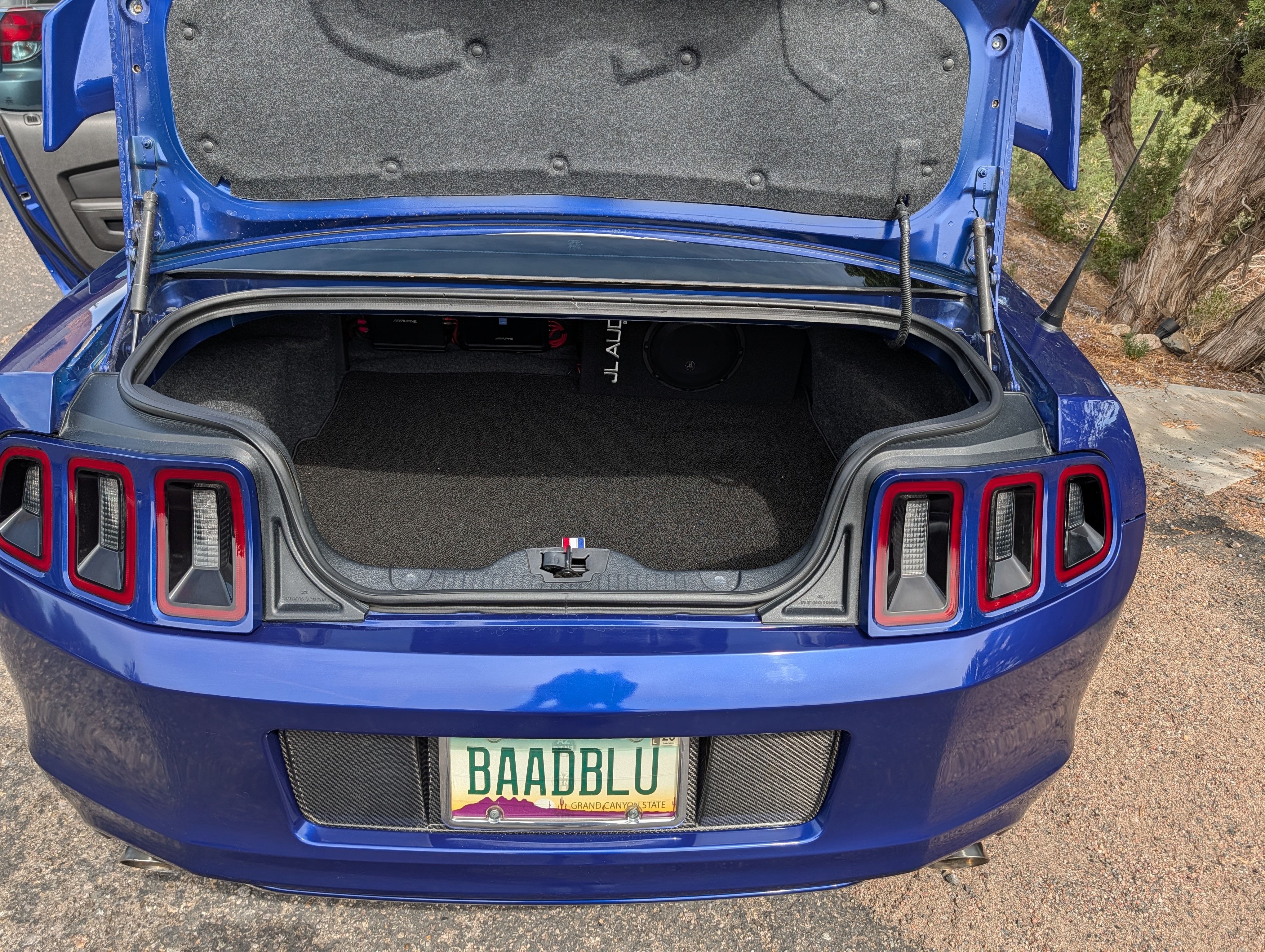Used 2013 Ford Mustang GT RWD image 13