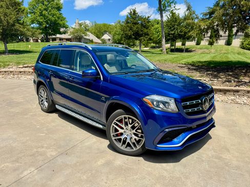 Used 2019 Mercedes-Benz GLS 63 AMG 4MATIC image 2
