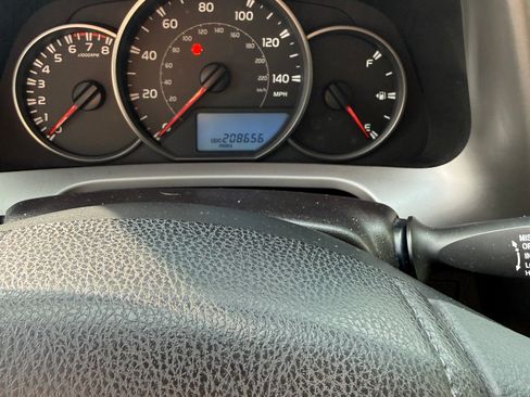 Used 2016 Toyota RAV4 LE FWD image 17