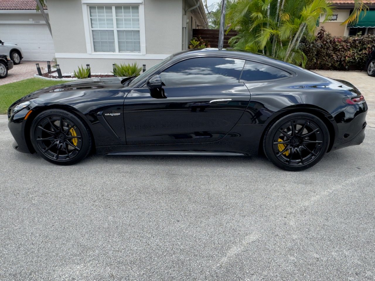 Used 2025 Mercedes-Benz AMG GT 55 image 4