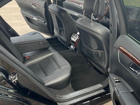 Used 2011 Mercedes-Benz S 550 S 550 Sedan 4D image 8