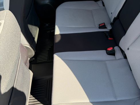 Used 2018 Toyota RAV4 XLE w/ Plus Extra Value Package image 16