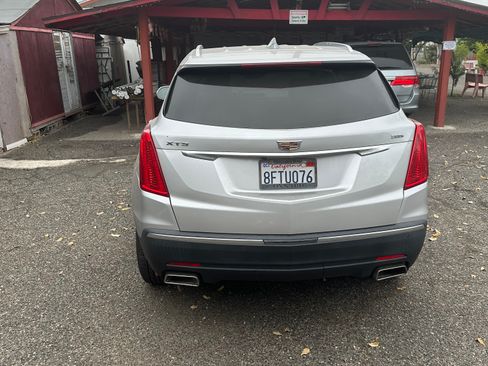 Used 2019 Cadillac XT5 FWD image 4