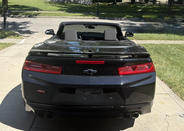 Used 2016 Chevrolet Camaro SS RWD image 14