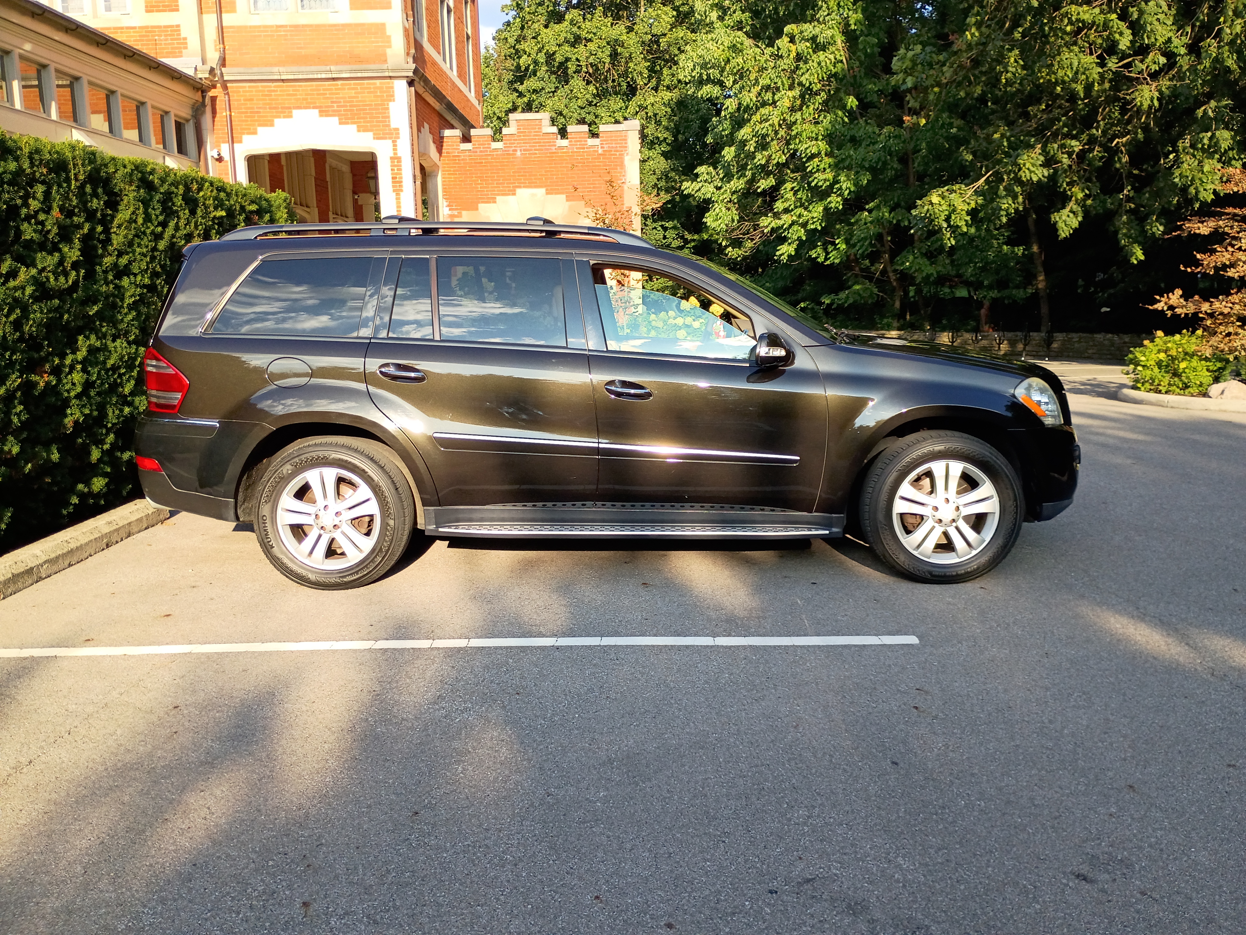 Used 2008 Mercedes-Benz GL 450 4MATIC image 1