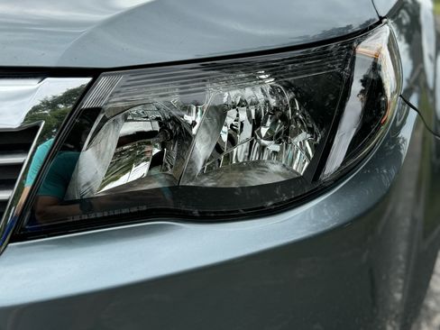 Used 2010 Subaru Forester 2.5XT Limited image 11