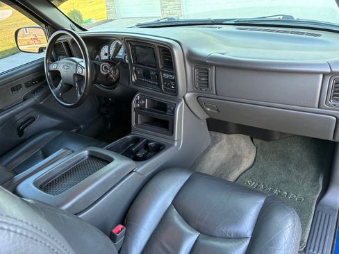 Used 2003 Chevrolet Silverado 1500 SS image 8