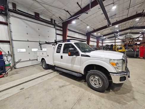 Used 2016 Ford F350 XL image 6