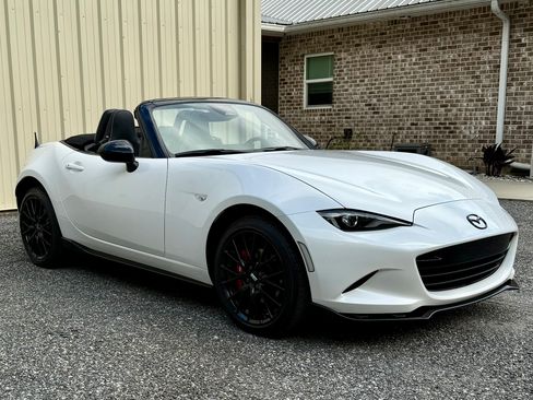 Used 2024 MAZDA MX-5 Miata Club w/ Brembo/BBS Recaro Package image 21