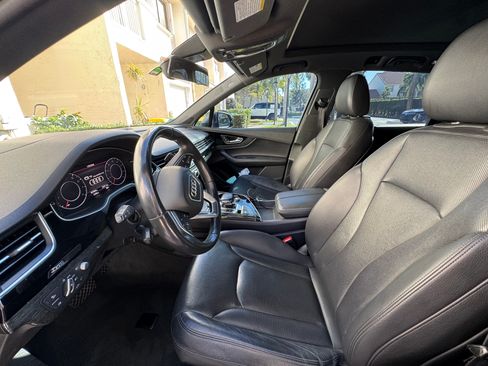 Used 2018 Audi Q7 3.0T Prestige w/ Prestige Package AWD/4WD image 6