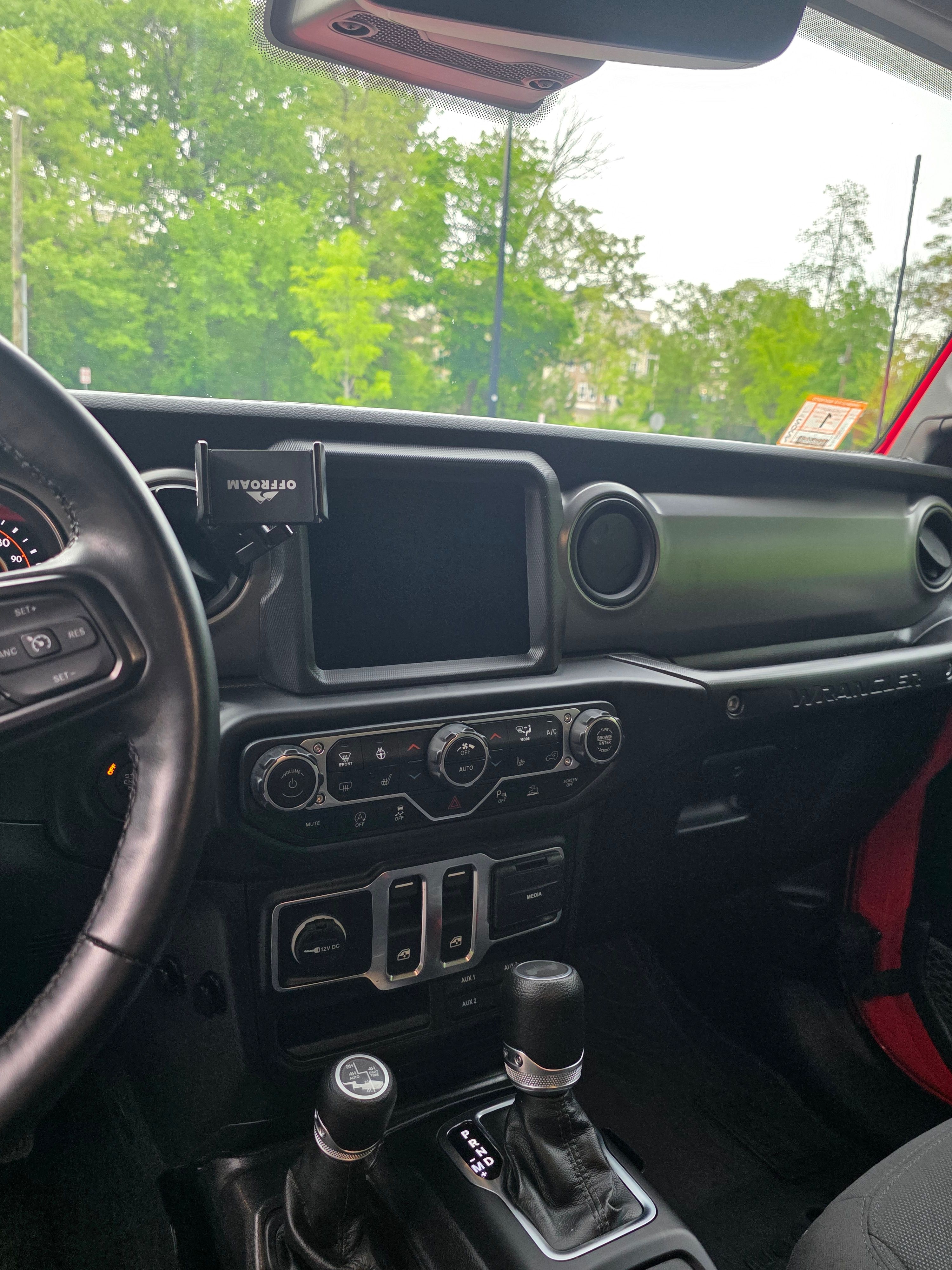 Used 2023 Jeep Wrangler Sport AWD/4WD image 15