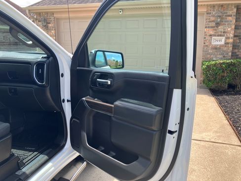 Used 2019 Chevrolet Silverado 1500 LT w/ Convenience Package RWD image 22