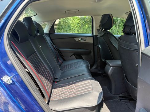 Used 2021 Kia Forte LXS image 16