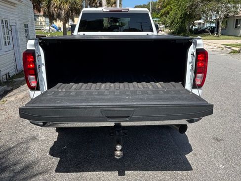 Used 2025 GMC Sierra 2500 Pro w/ 1SA Pro Safety Plus Package AWD/4WD image 12