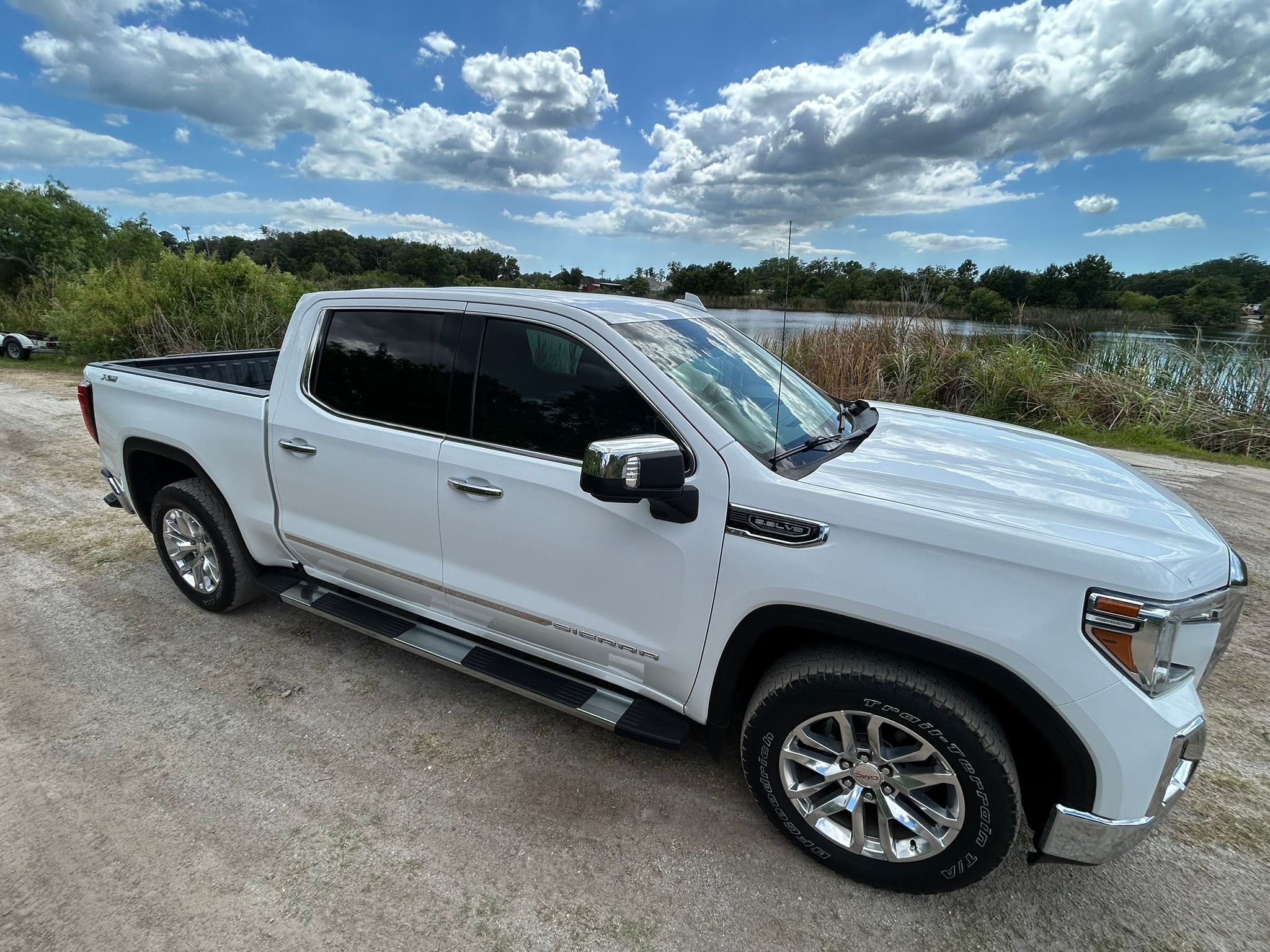 Used 2019 GMC Sierra 1500 SLT w/ SLT Premium Plus Package AWD/4WD image 1
