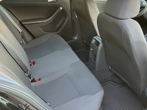 Used 2015 Volkswagen Jetta S image 13