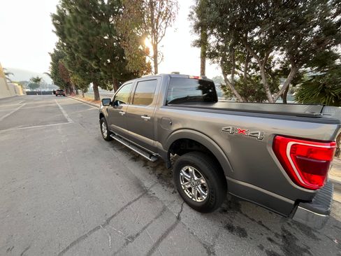 Used 2021 Ford F150 XLT w/ Equipment Group 301A Mid image 5