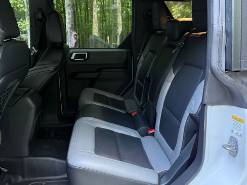 Used 2024 Ford Bronco Big Bend image 17