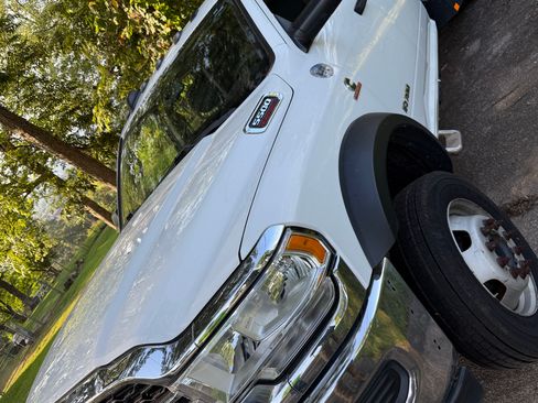 Used 2019 RAM 5500 Tradesman w/ Electrical Accessory Group AWD/4WD image 27