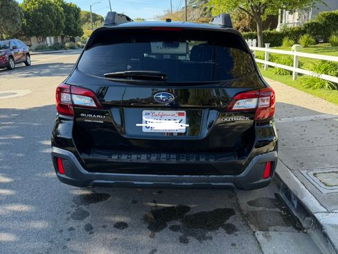 Used 2019 Subaru Outback 2.5i image 4