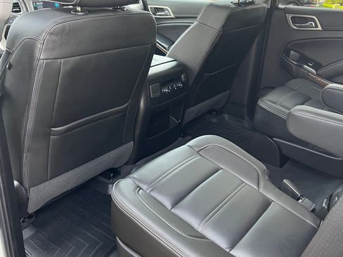 Used 2019 GMC Yukon Denali w/ Enhanced Security Package image 6