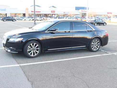 Used 2019 Lincoln Continental w/ Equipment Group 500A image 4