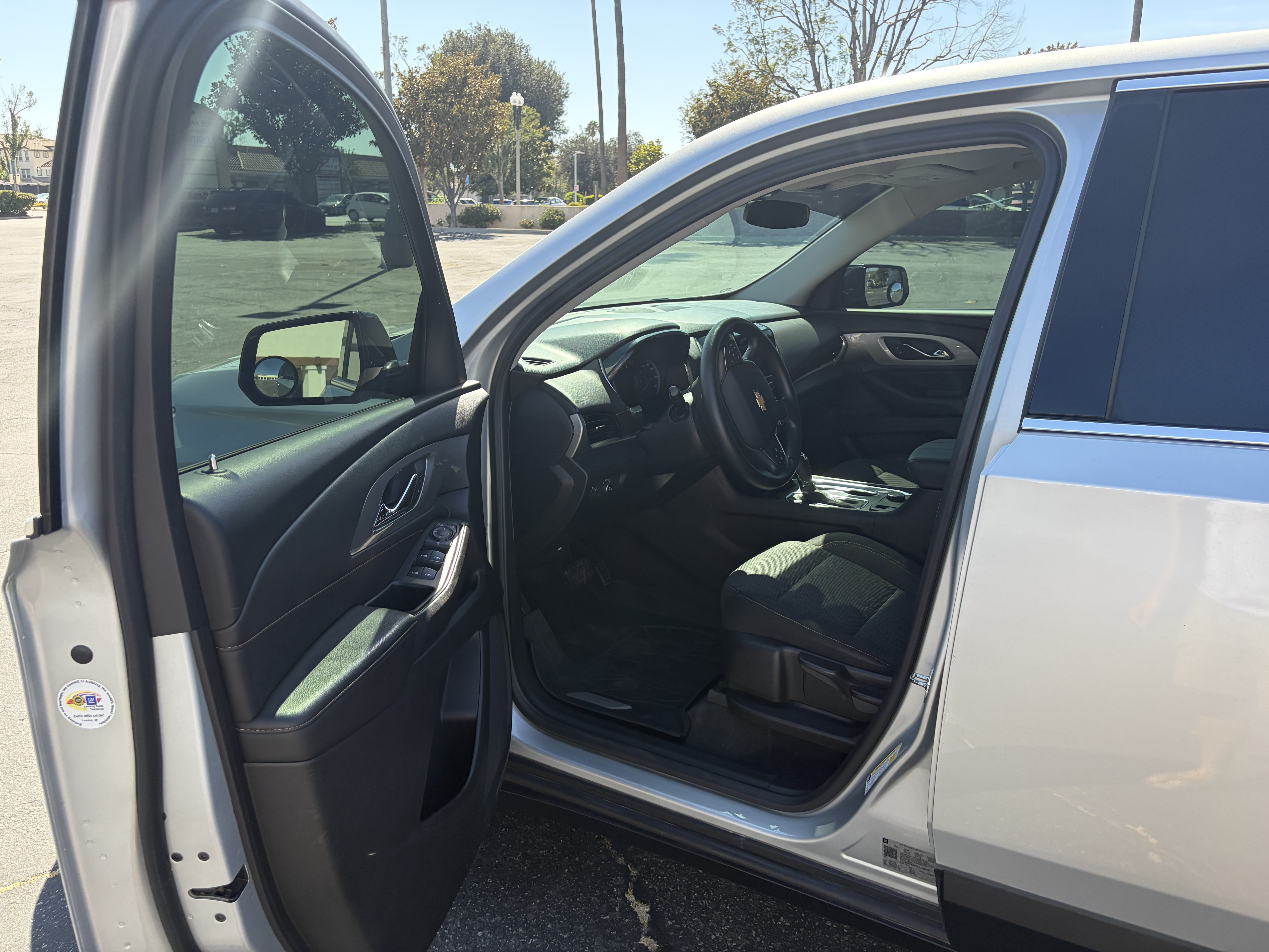 Used 2020 Chevrolet Traverse LS w/ LPO, Cargo Package FWD image 10