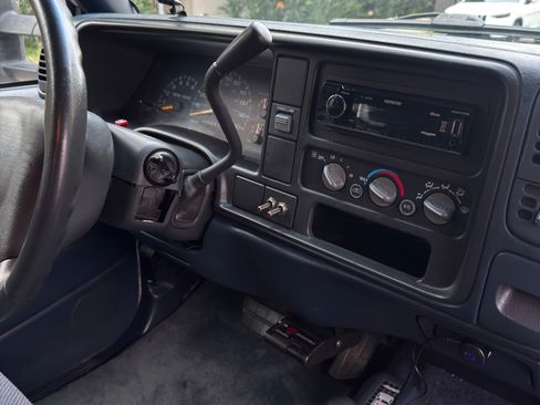 Used 1997 Chevrolet Silverado 3500 4x4 Crew Cab w/ Preferred Equipment Group 2 image 20