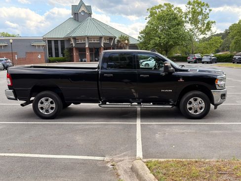 Used 2023 RAM 2500 Big Horn w/ Level 1 Equipment Group AWD/4WD image 9