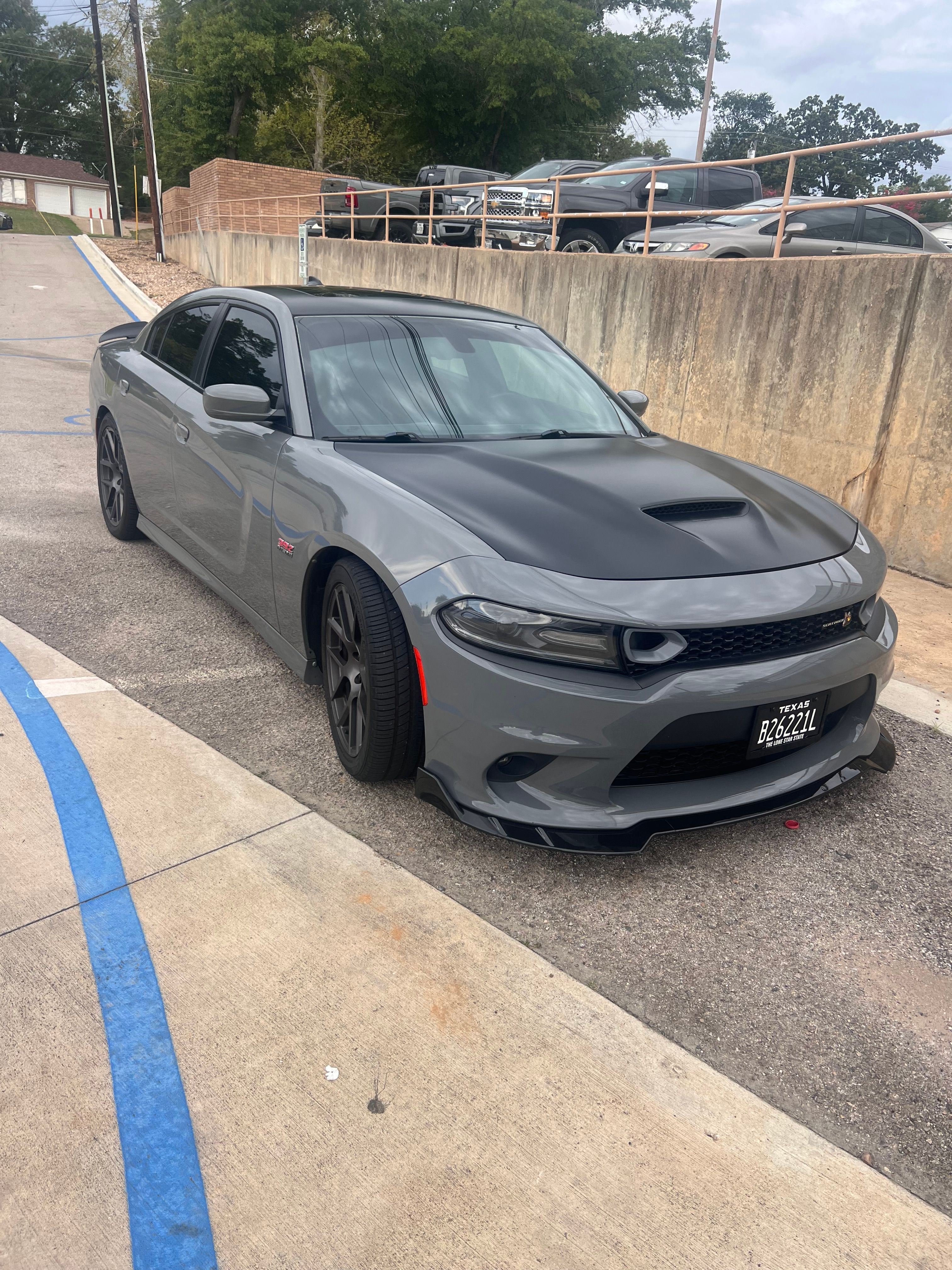 Used 2019 Dodge Charger Scat Pack w/ Plus Group RWD image 11
