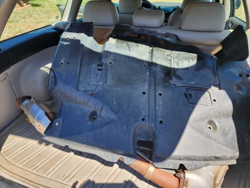 Used 2008 Subaru Outback 2.5XT Limited image 14