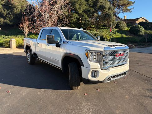 Used 2022 GMC Sierra 3500 Denali image 15