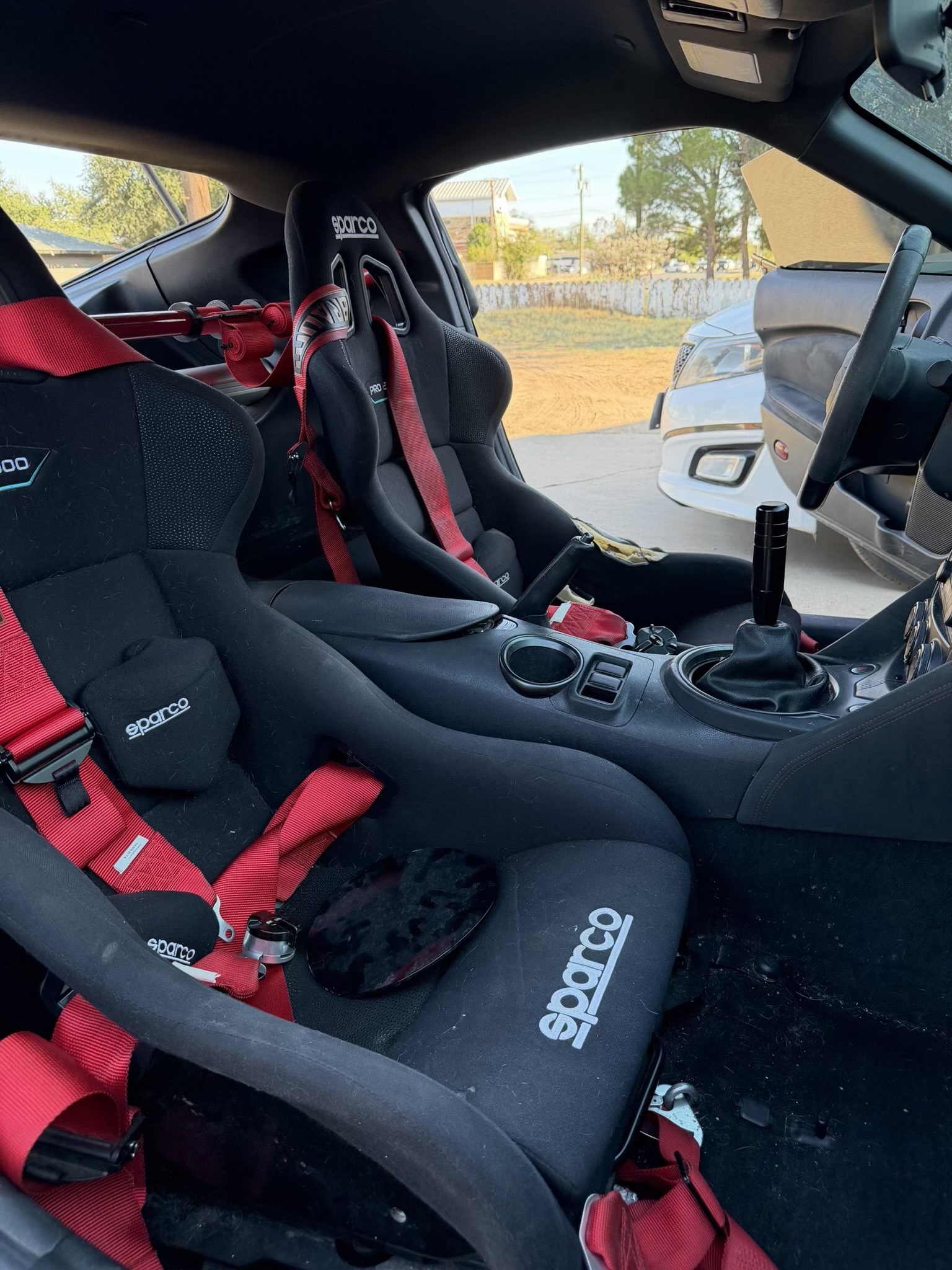 Used 2016 Nissan 370Z NISMO RWD image 11