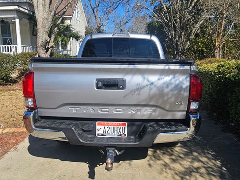 Used 2019 Toyota Tacoma SR5 image 8