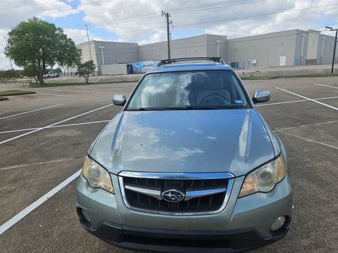 Used 2009 Subaru Outback 3.0R Limited image 4