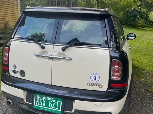 Used 2014 MINI Cooper Clubman S FWD image 4