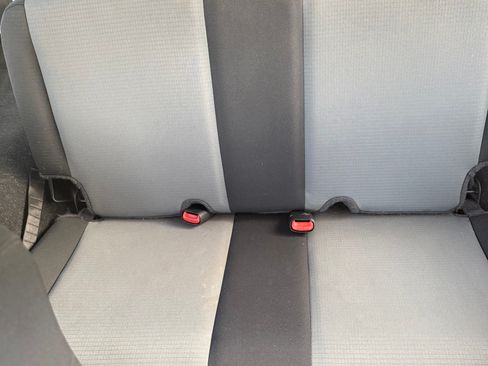 Used 2005 Jeep Wrangler Unlimited image 11