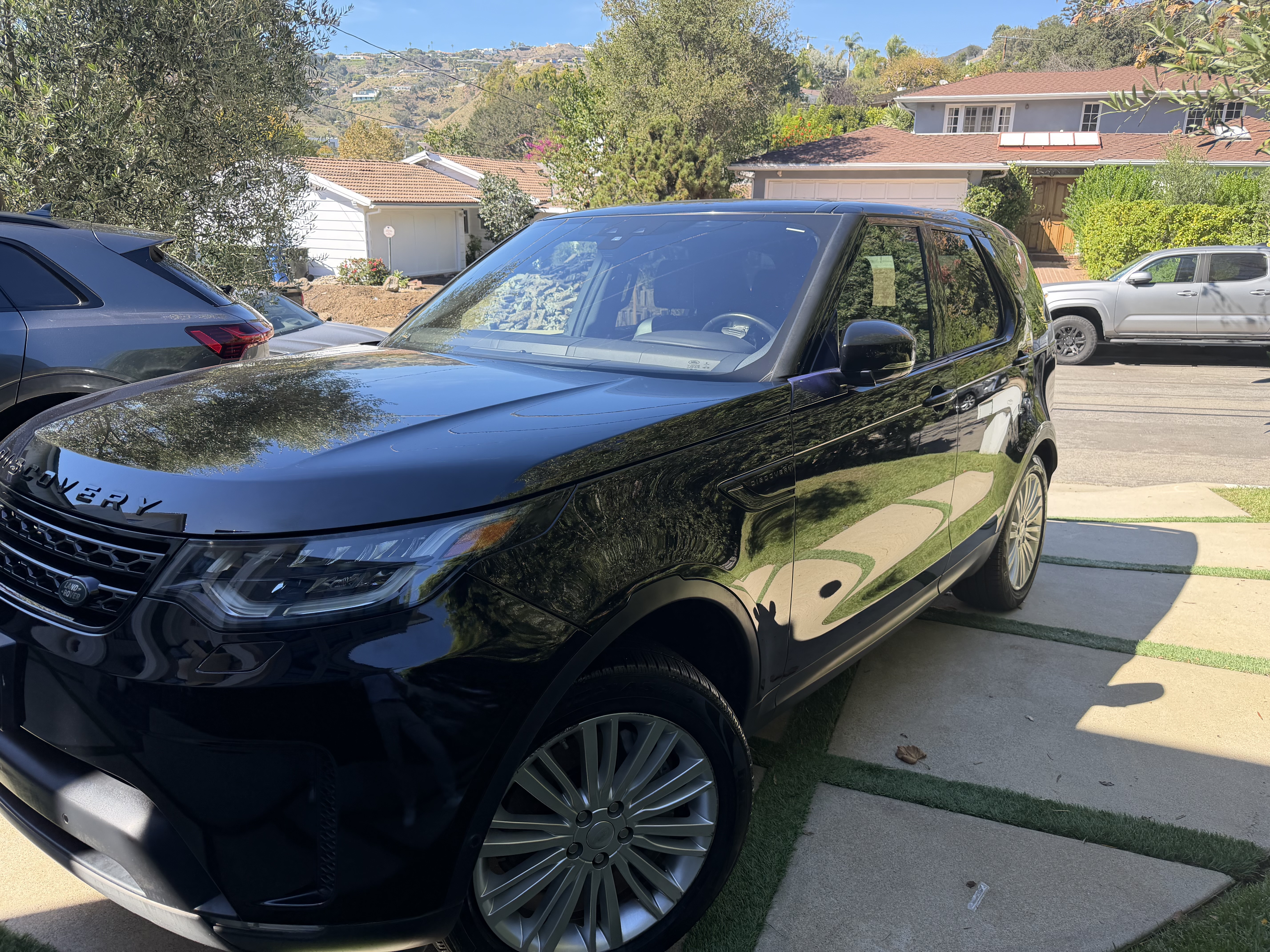 Used 2019 Land Rover Discovery HSE Luxury AWD/4WD image 6