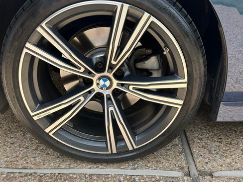 Used 2021 BMW 330i Sedan w/ Premium Package RWD image 12