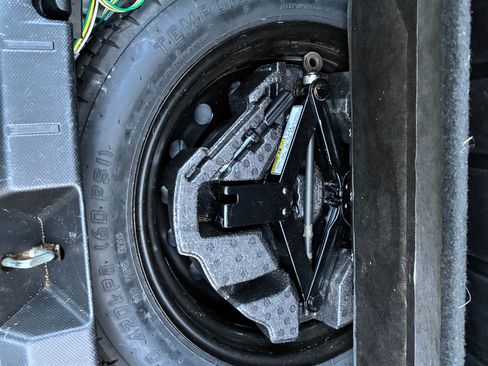 Used 2019 Subaru Crosstrek 2.0i Limited w/ Moonroof Package w/Navigation image 10