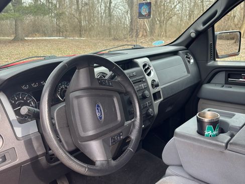 Used 2012 Ford F150 XLT w/ XLT Chrome Pkg image 10