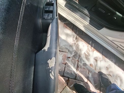 Used 2016 Toyota Avalon XLE image 12