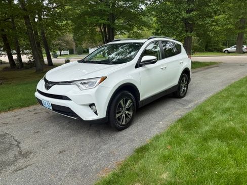 Used 2017 Toyota RAV4 XLE w/ All Weather Liner Package AWD/4WD image 1