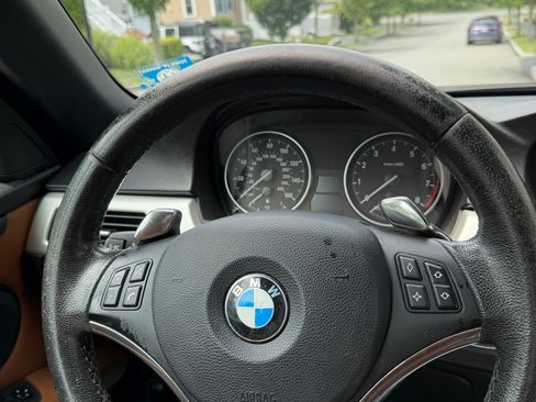 Used 2008 BMW 328i Convertible RWD image 16