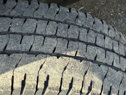 Used 2019 RAM 3500 Limited image 10