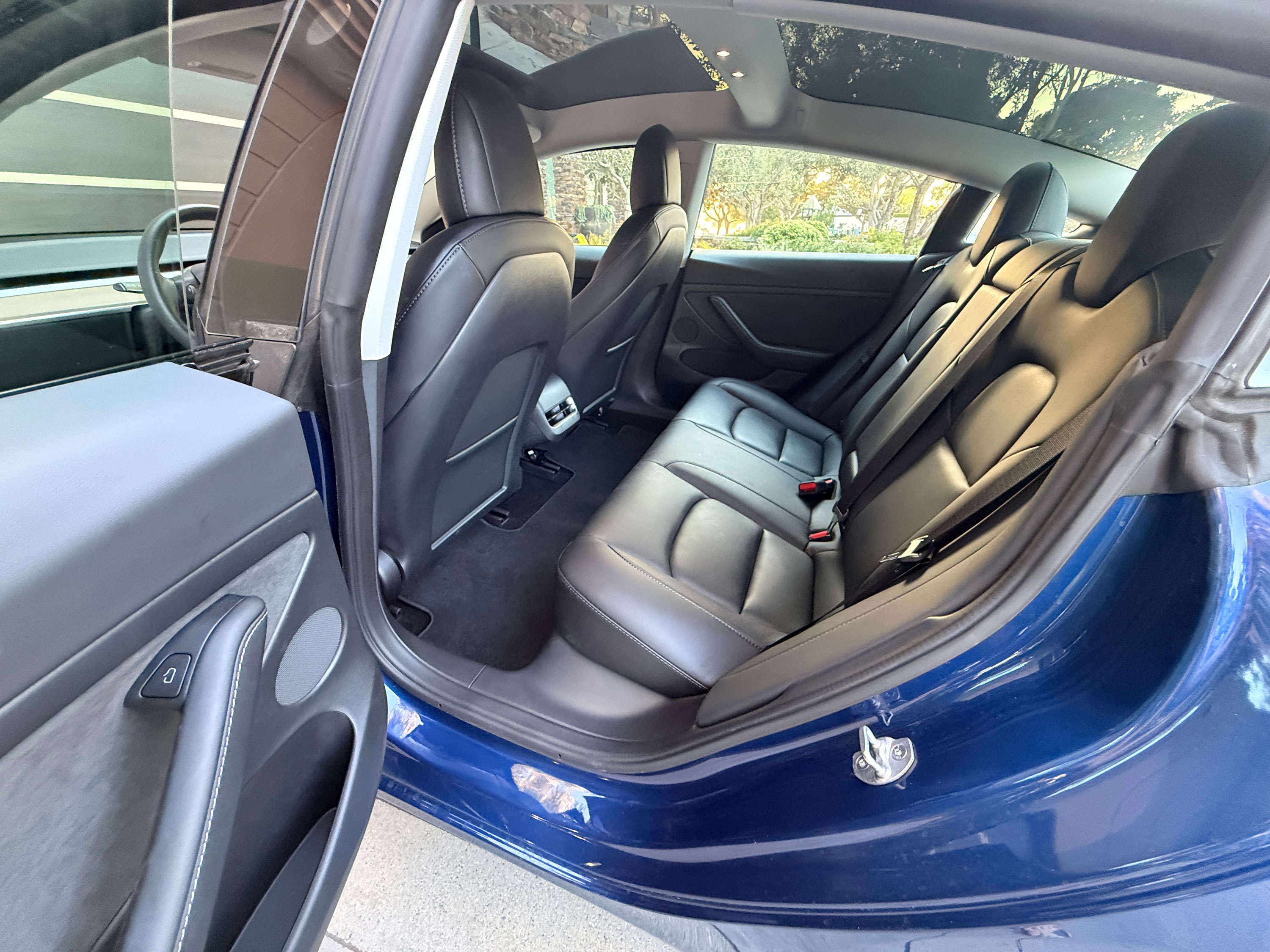 Used 2022 Tesla Model 3 Performance AWD/4WD image 6