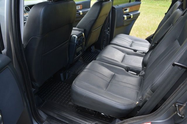 Used 2016 Land Rover LR4 HSE Silver Edition AWD/4WD image 18