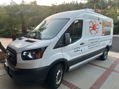 Used 2019 Ford Transit 250 Medium Roof image 2