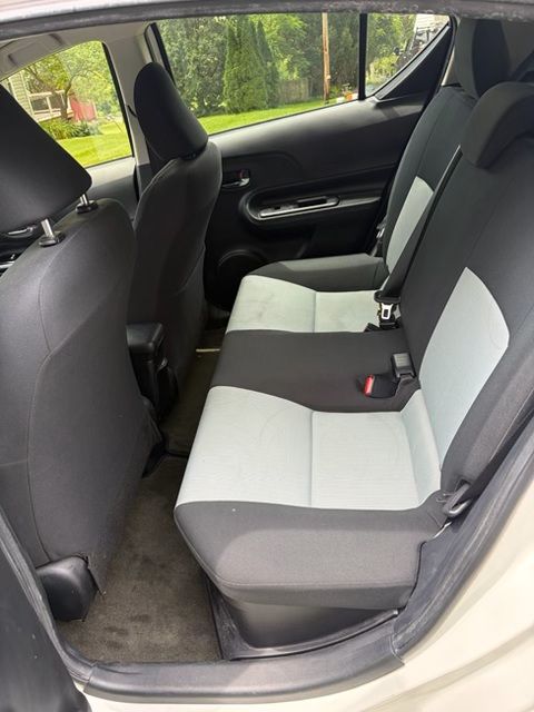 Used 2015 Toyota Prius C Two FWD image 9