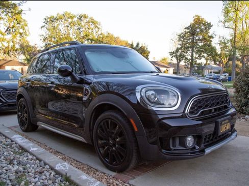 Used 2017 MINI Cooper Countryman S image 2